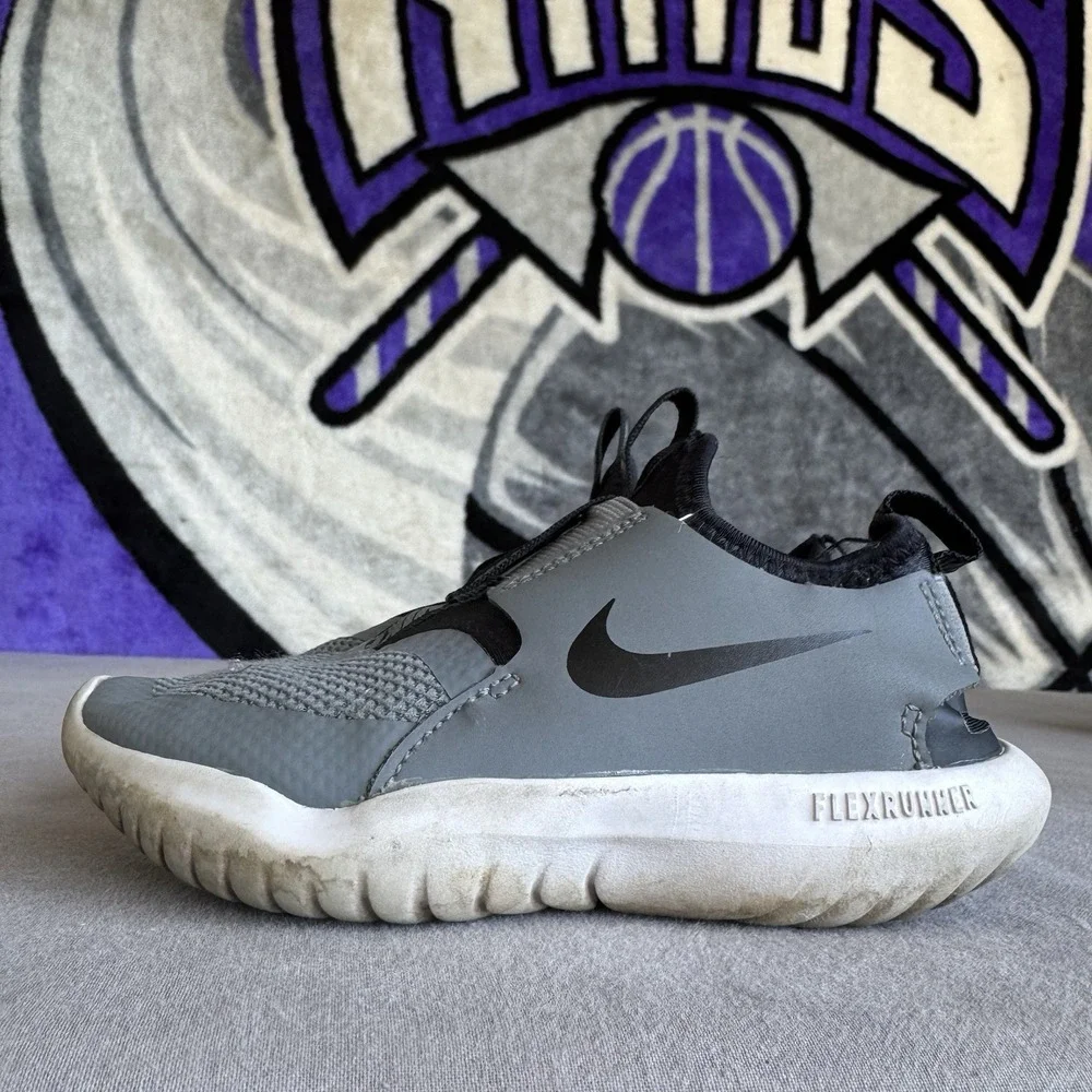 Size 11c - Nike Toddler FlexRunner Sneakers Shoes Gray AT4663-004